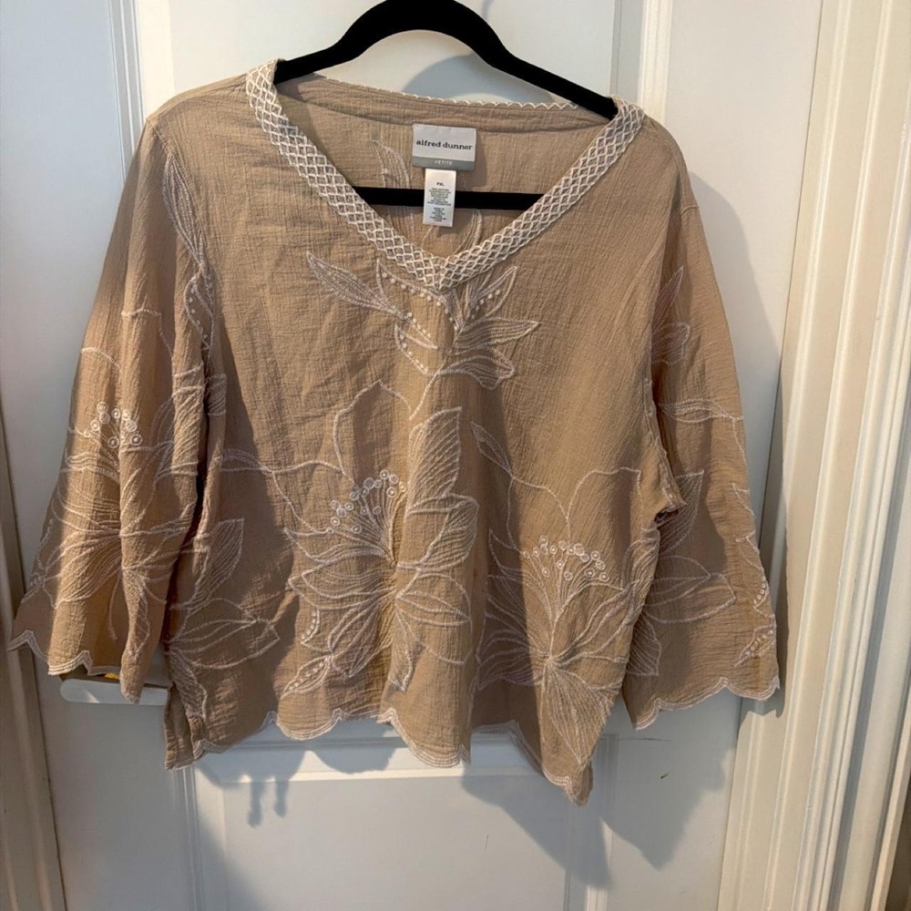 Alfred Dunner Beige Taupe Floral Embroidered V-Neck Blouse